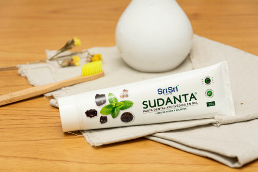 Dúo Esencial: pasta dental Sudanta y limpiador de lengua de cobre